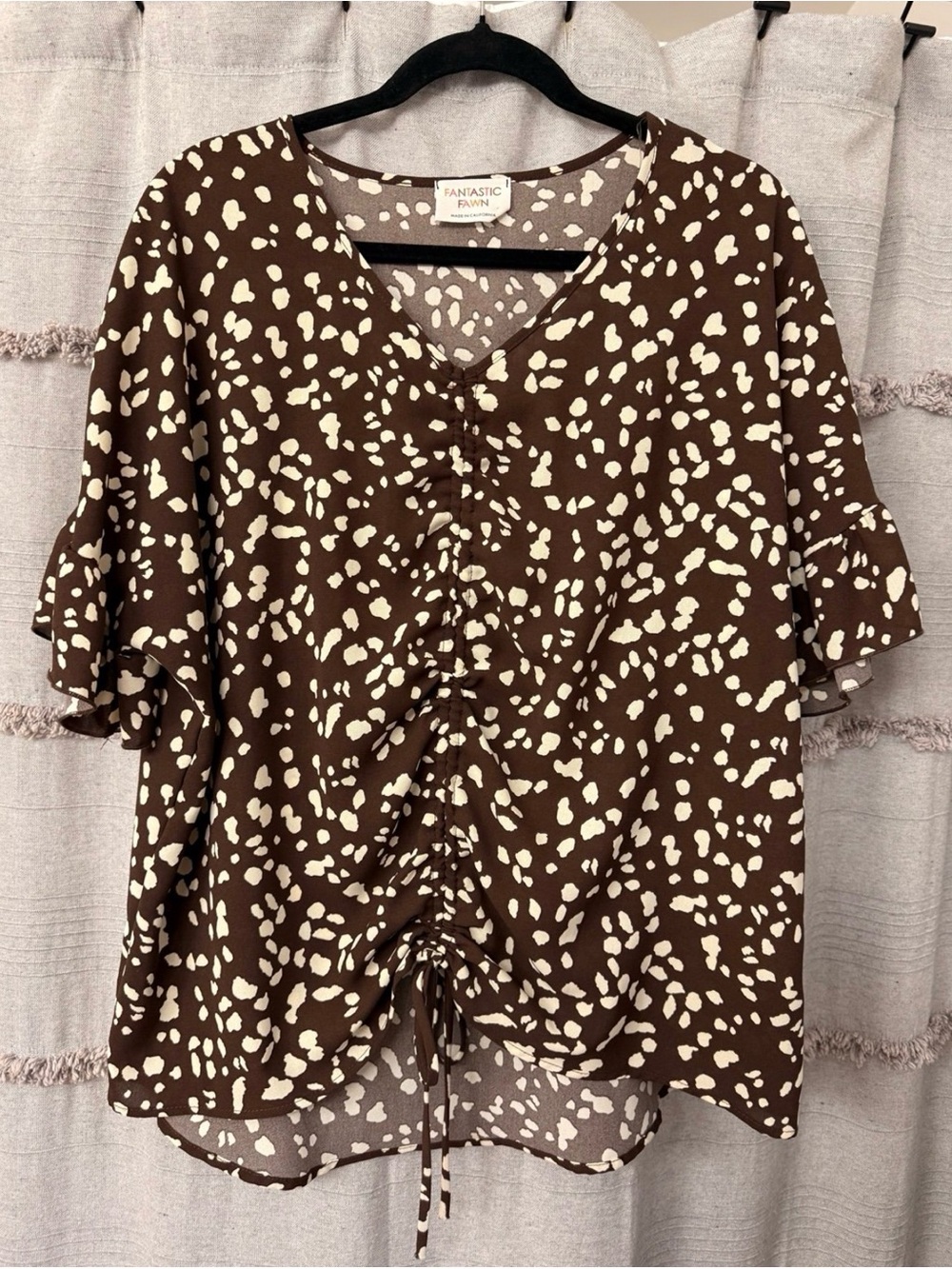 Fantastic Fawn V-Neck Chocolate Brown Woman’s Top w/Ruffled Sleeves-SIZE S